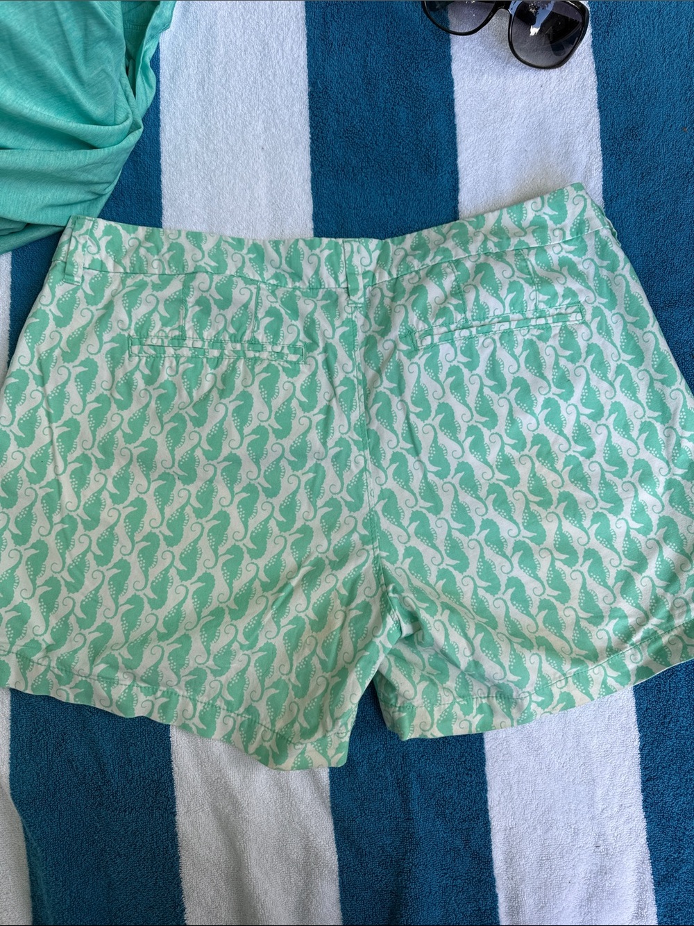 Old Navy Mint Green and White Seahorse Print Shorts - Picture 4 of 5